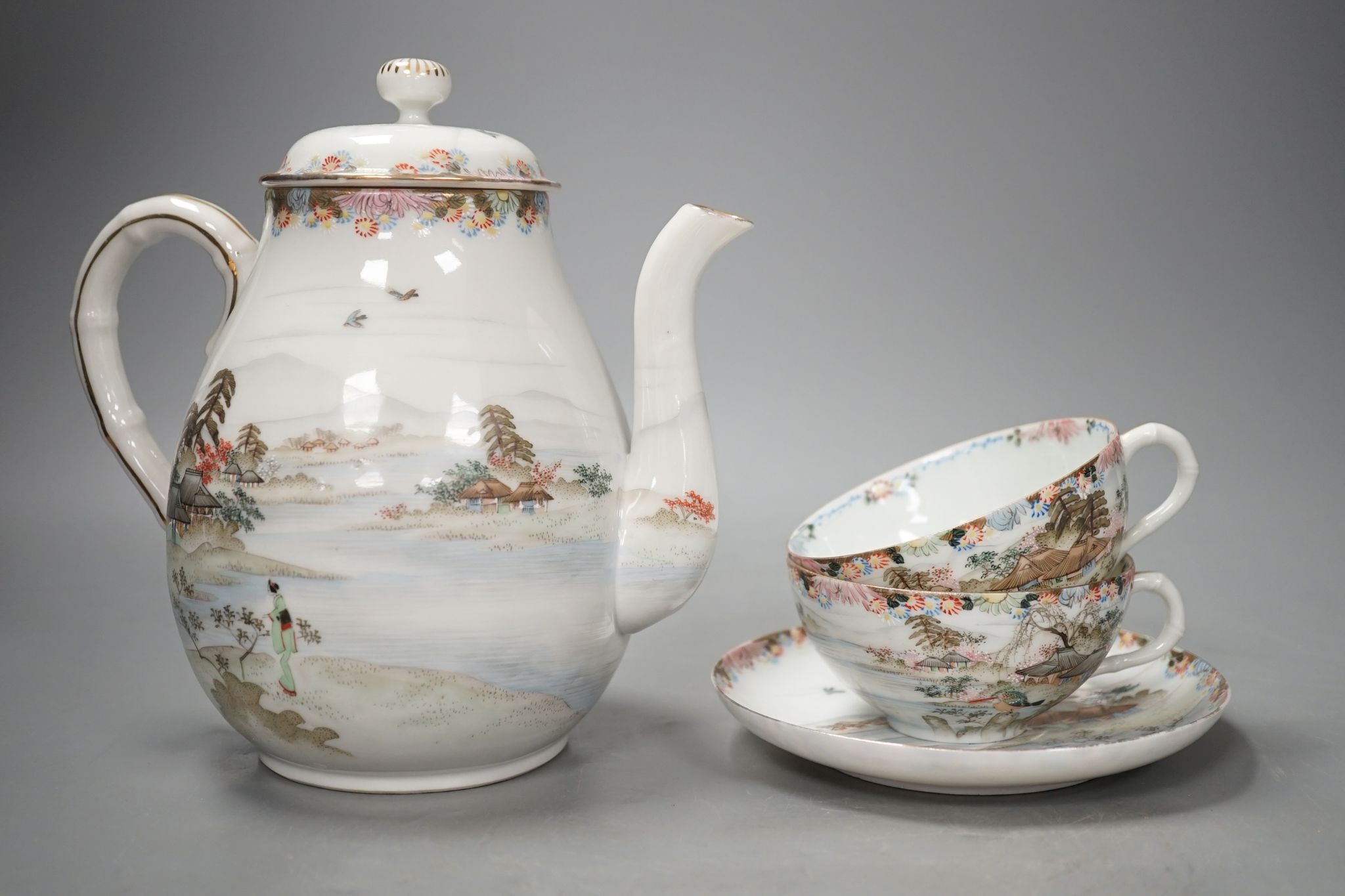 A Japanese eggshell porcelain service